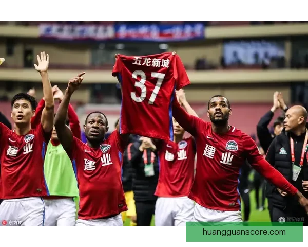 基米希：凯恩即使受伤也坚持出战为球队拼尽全力